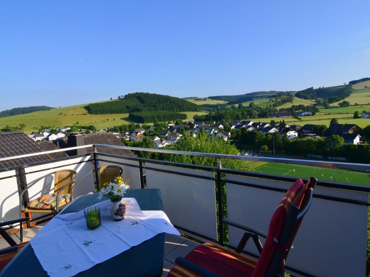 Serene Apartment In Meschede With Balcony Grevenstein Luaran gambar